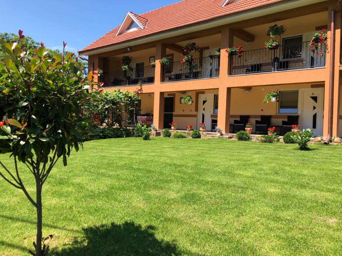 Casa Antonia Hotel Chiscau Bagian luar foto