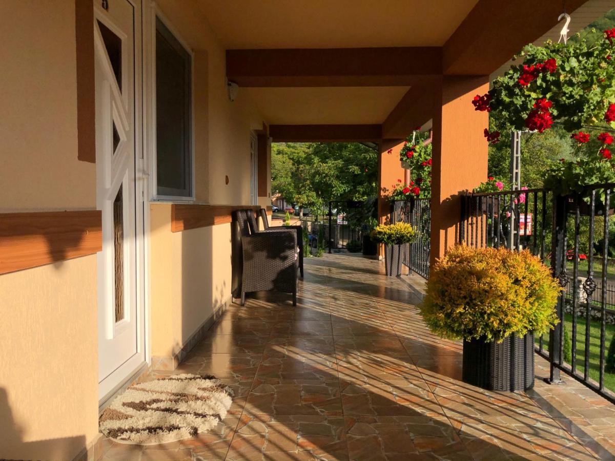Casa Antonia Hotel Chiscau Bagian luar foto